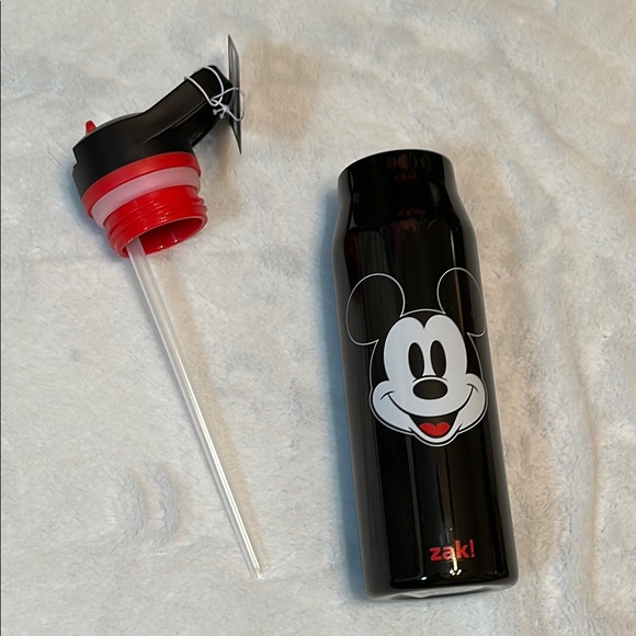 Disney Zak! Mickey and Minnie Mouse Black and Red Water Canteen NWT Aldi - Picture 7 of 7